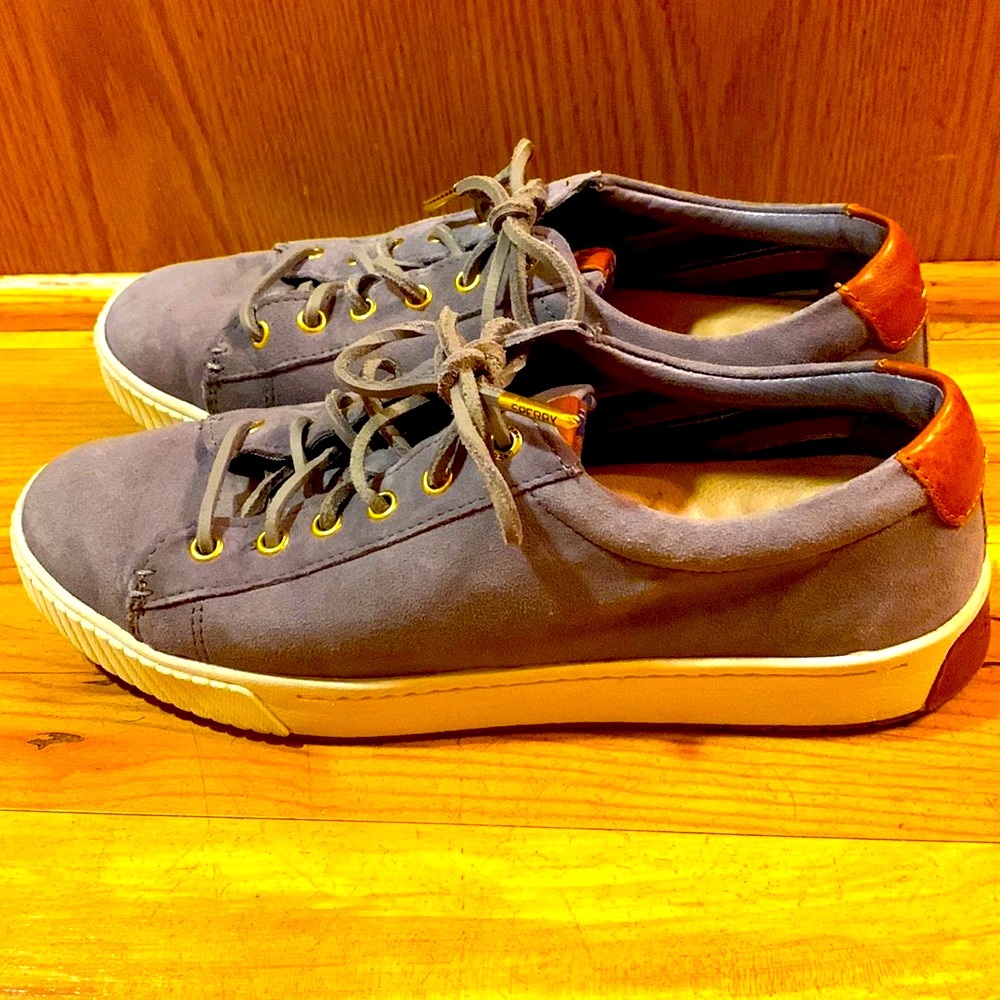Sperry Plushwave Anchor LLT size 9 women GRAY suede sneakers shoes lace up EUC